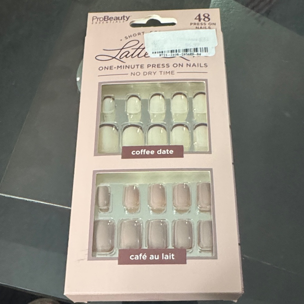 Latte Press-On Nails - Coffee Date & Café au Lait